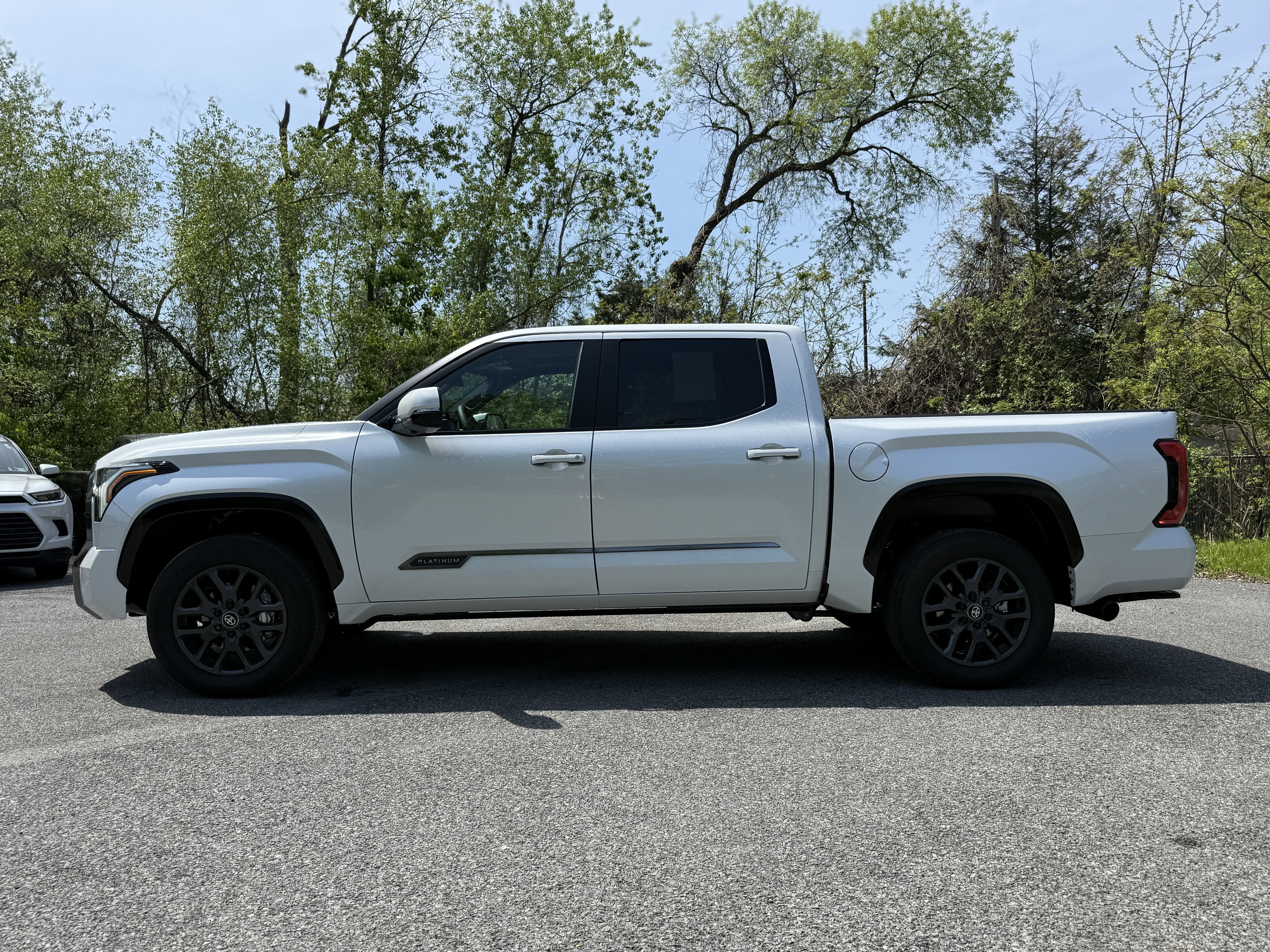 2026 Toyota TUNDRA 4X4 Platinum