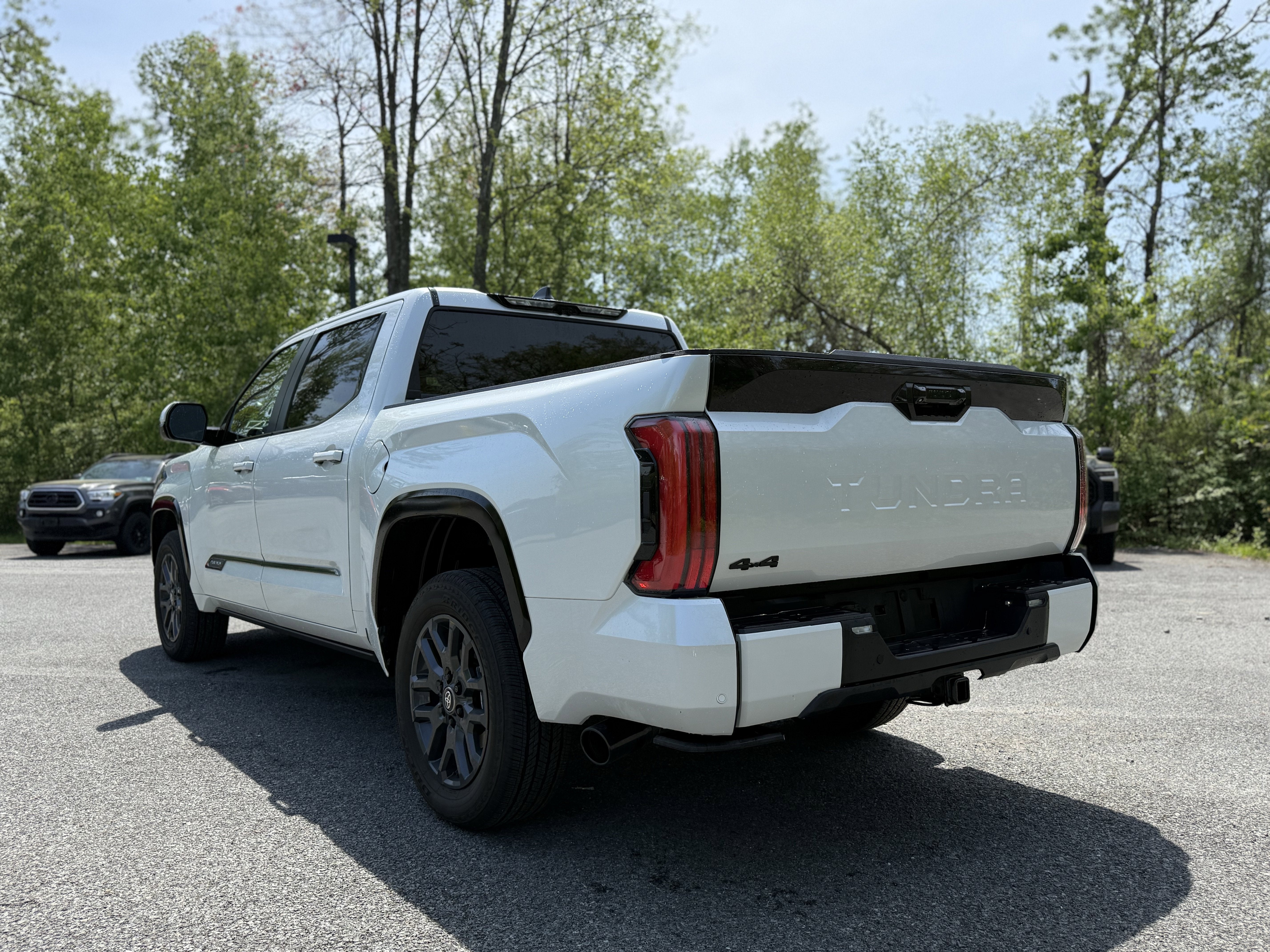 2026 Toyota TUNDRA 4X4 Platinum