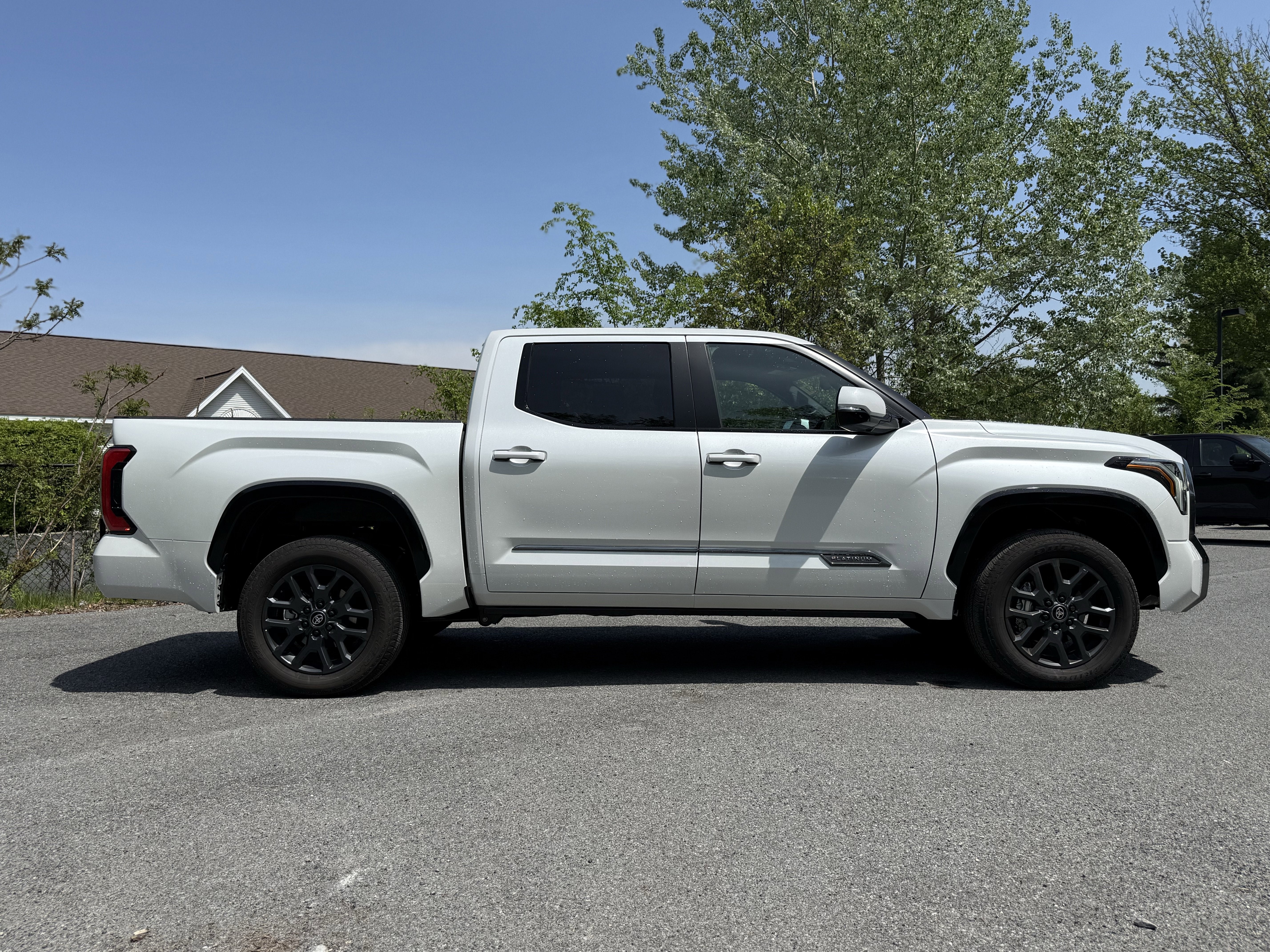 2026 Toyota TUNDRA 4X4 Platinum