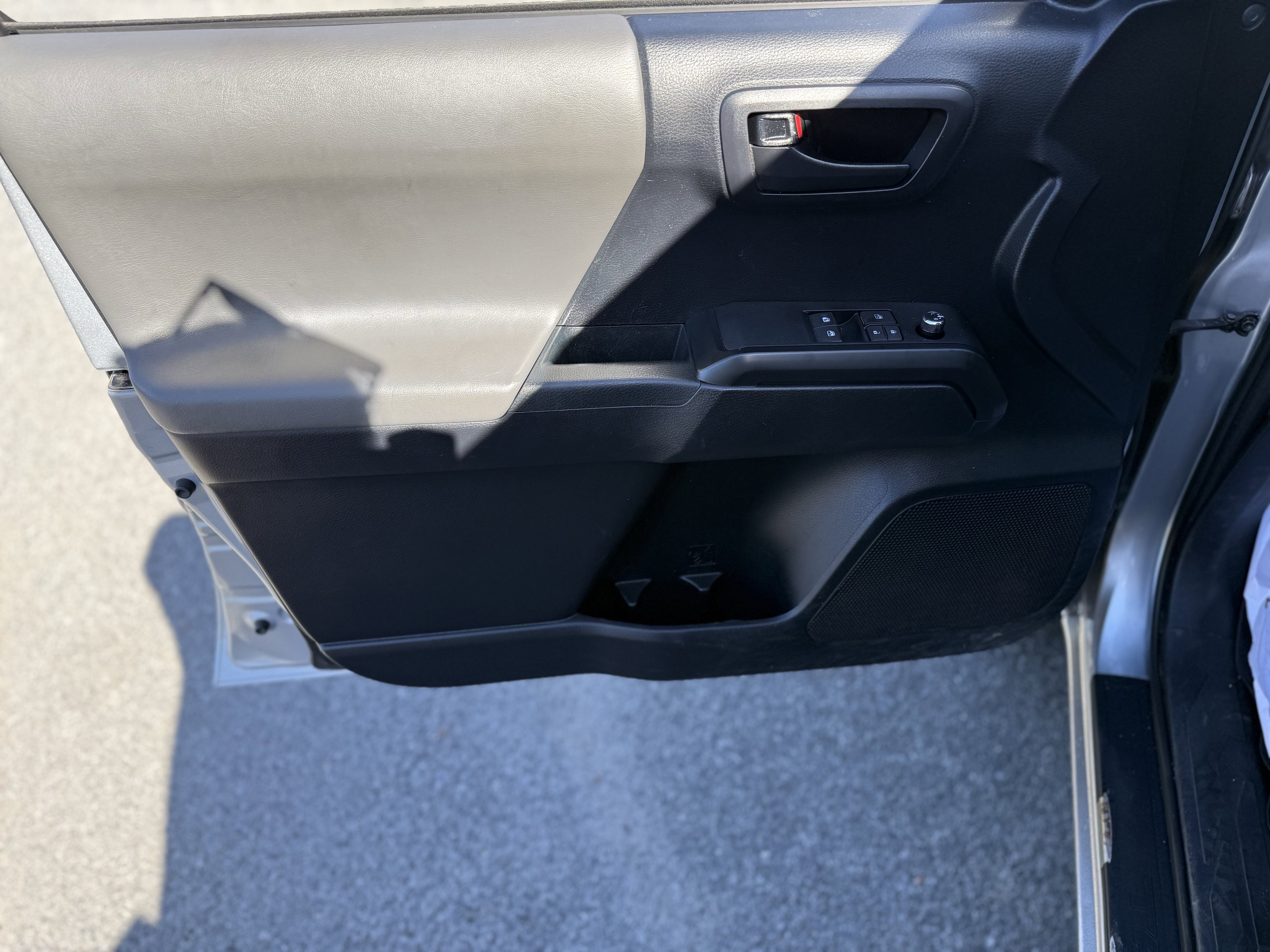2018 Toyota TACOMA SR SR