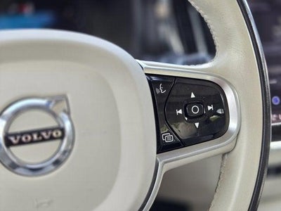 2024 Volvo S60 Core Dark Theme