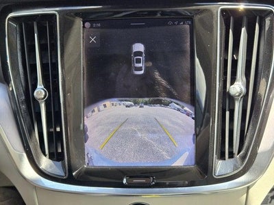 2024 Volvo S60 Core Dark Theme