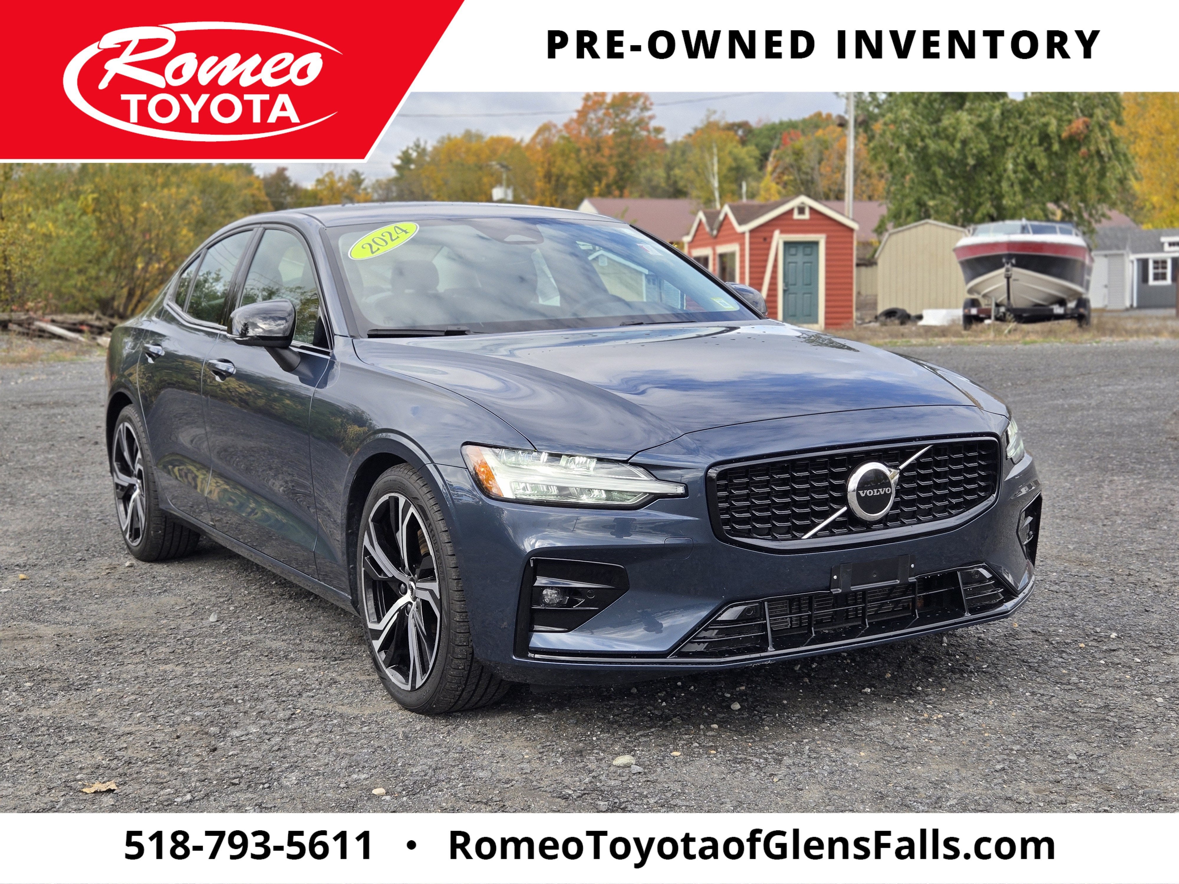 2024 Volvo S60 Core Dark Theme