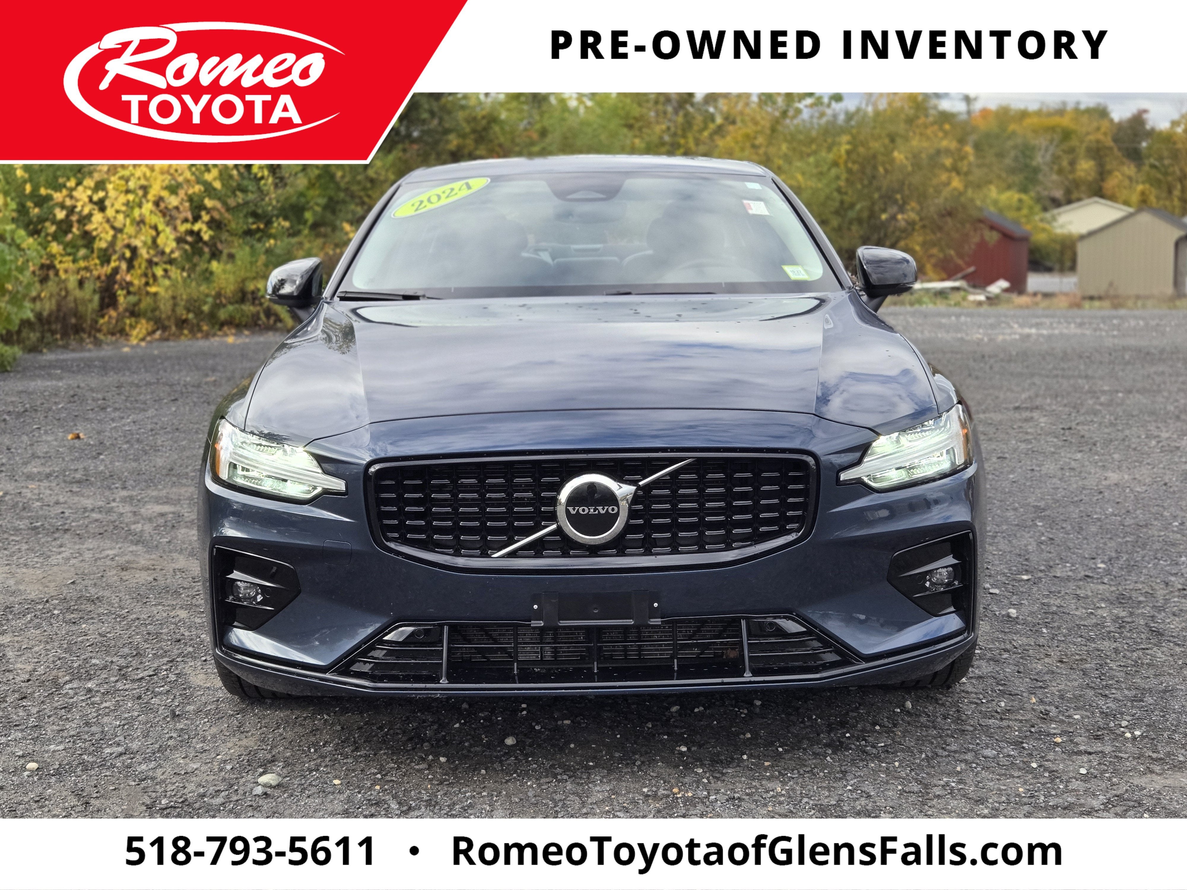 2024 Volvo S60 Core Dark Theme