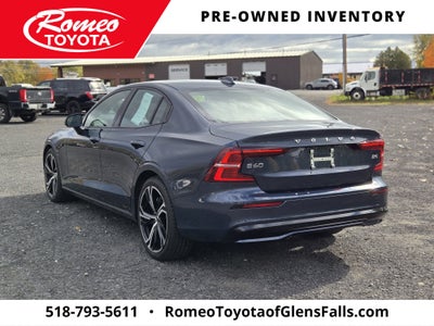 2024 Volvo S60 Core Dark Theme