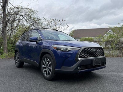 2023 Toyota Corolla Cross XLE