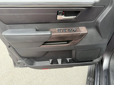 2024 Toyota SEQUOIA 4WD SR5