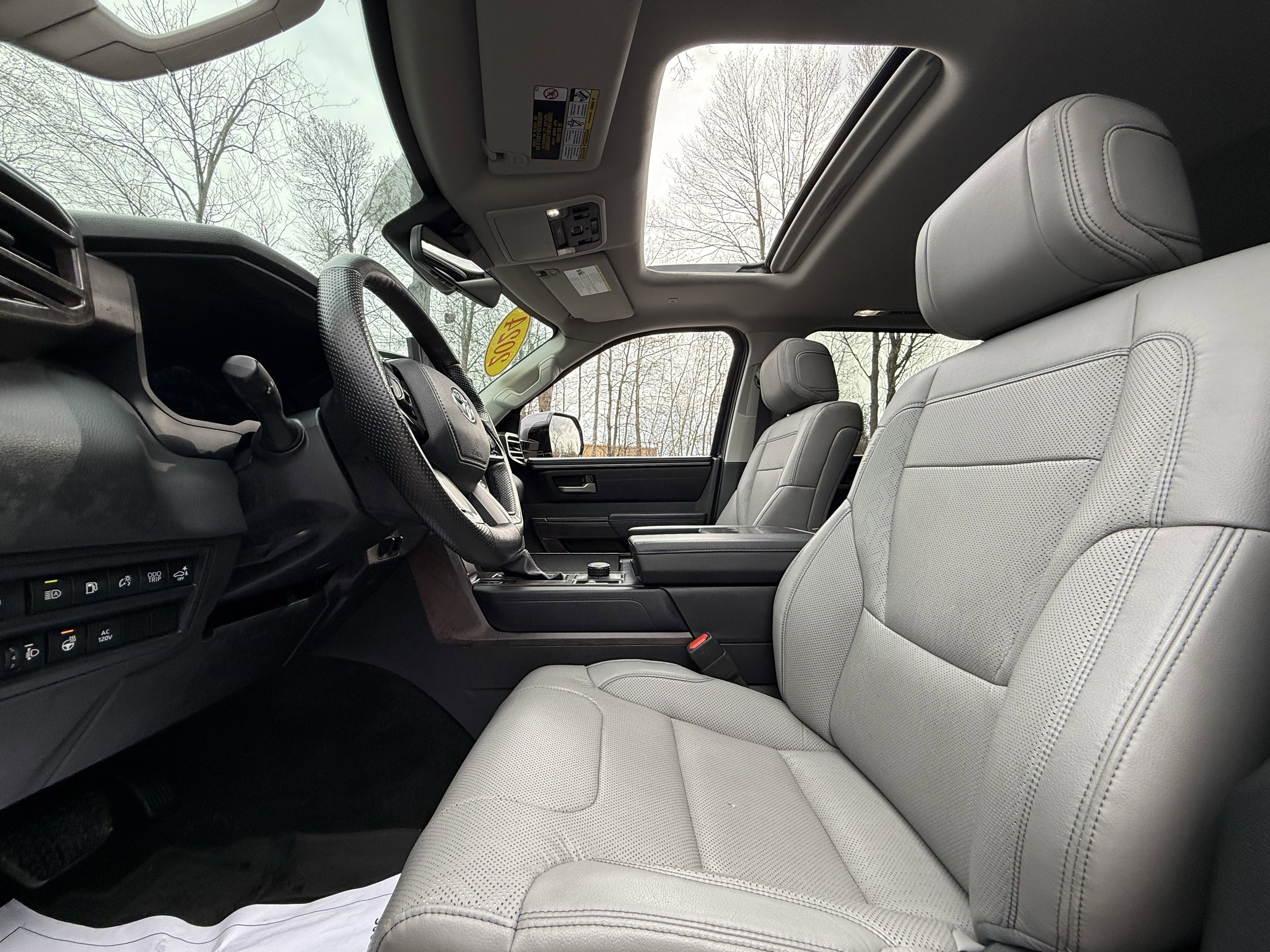 2024 Toyota SEQUOIA 4WD SR5