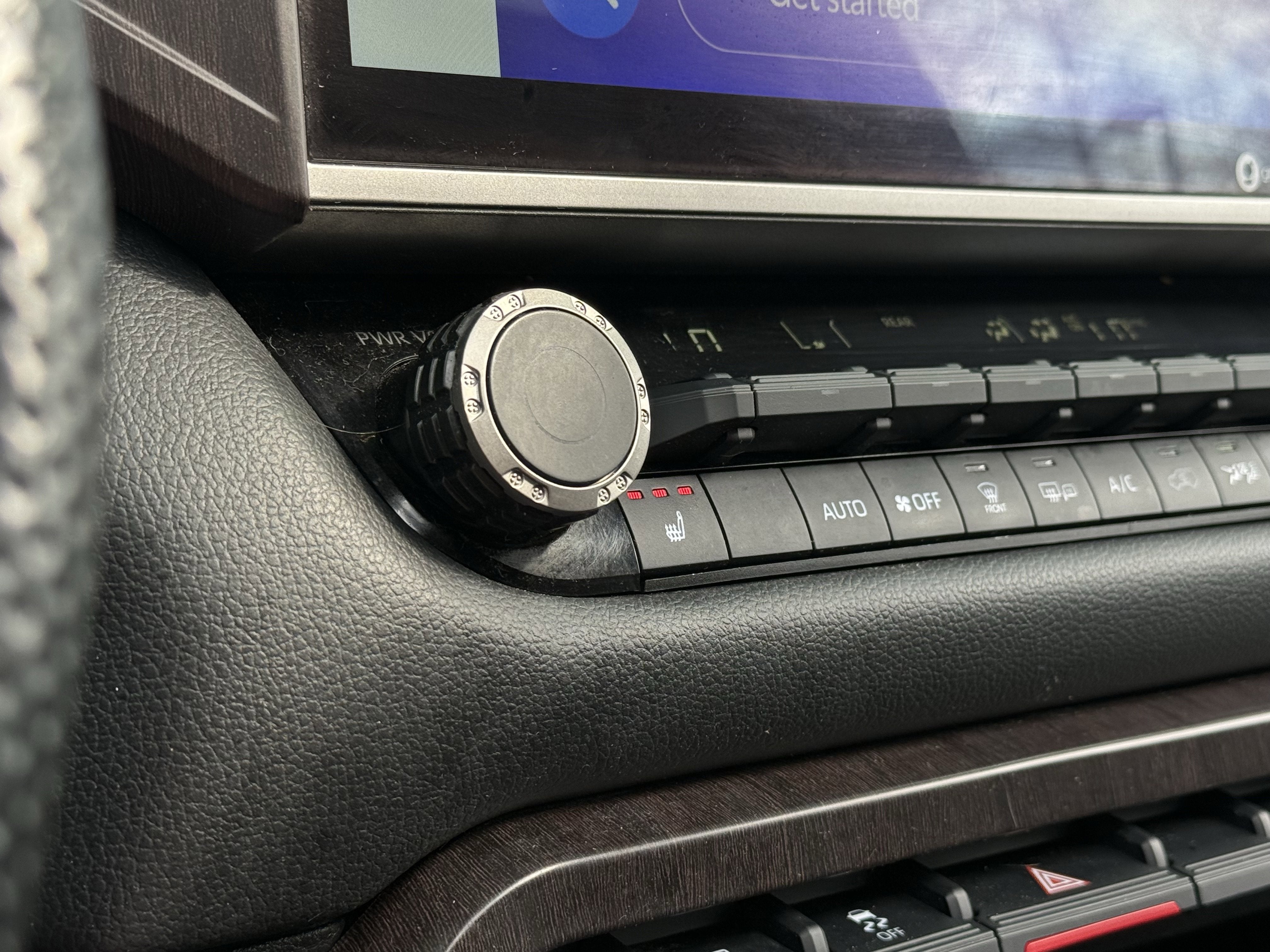 2024 Toyota SEQUOIA 4WD SR5