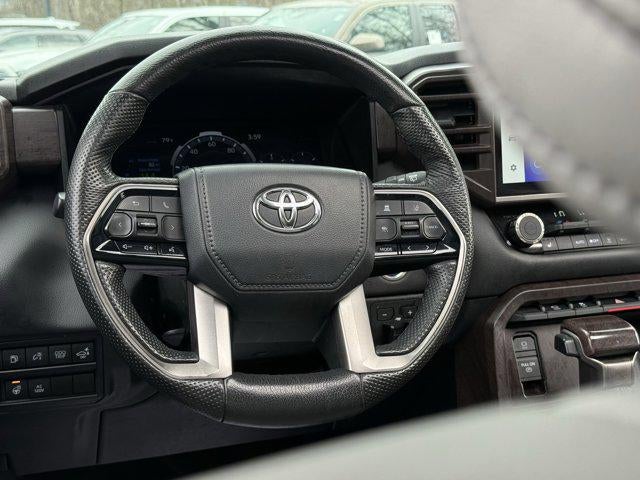 2024 Toyota SEQUOIA 4WD SR5