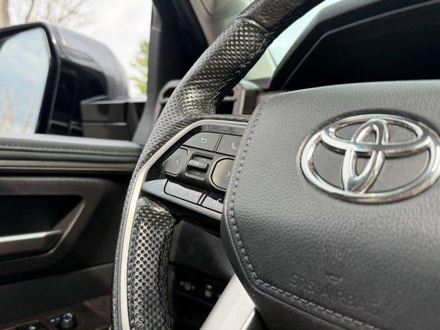 2024 Toyota SEQUOIA 4WD SR5