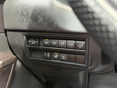 2024 Toyota SEQUOIA 4WD SR5