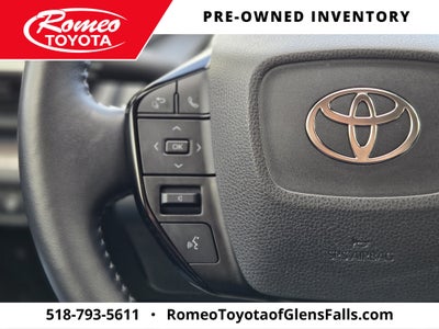 2023 Toyota PRIUS XLE