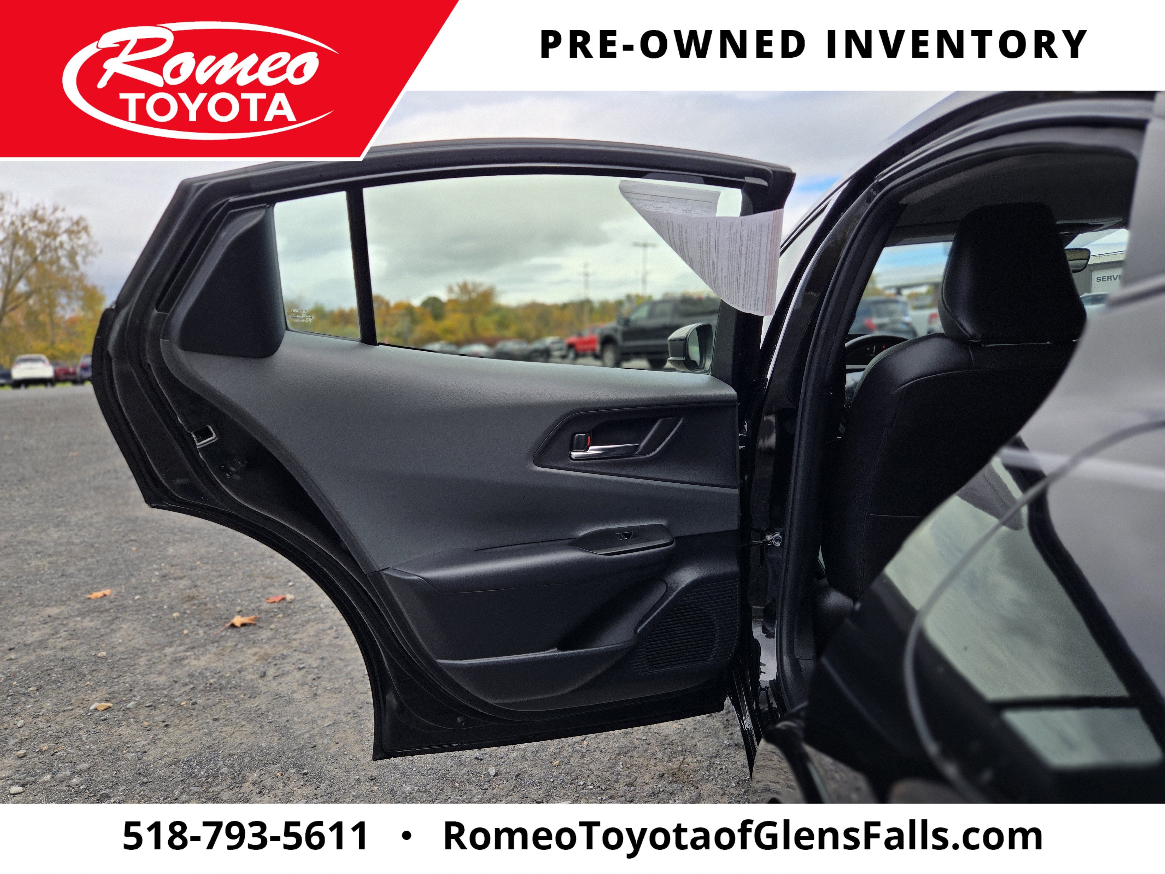 2023 Toyota PRIUS XLE