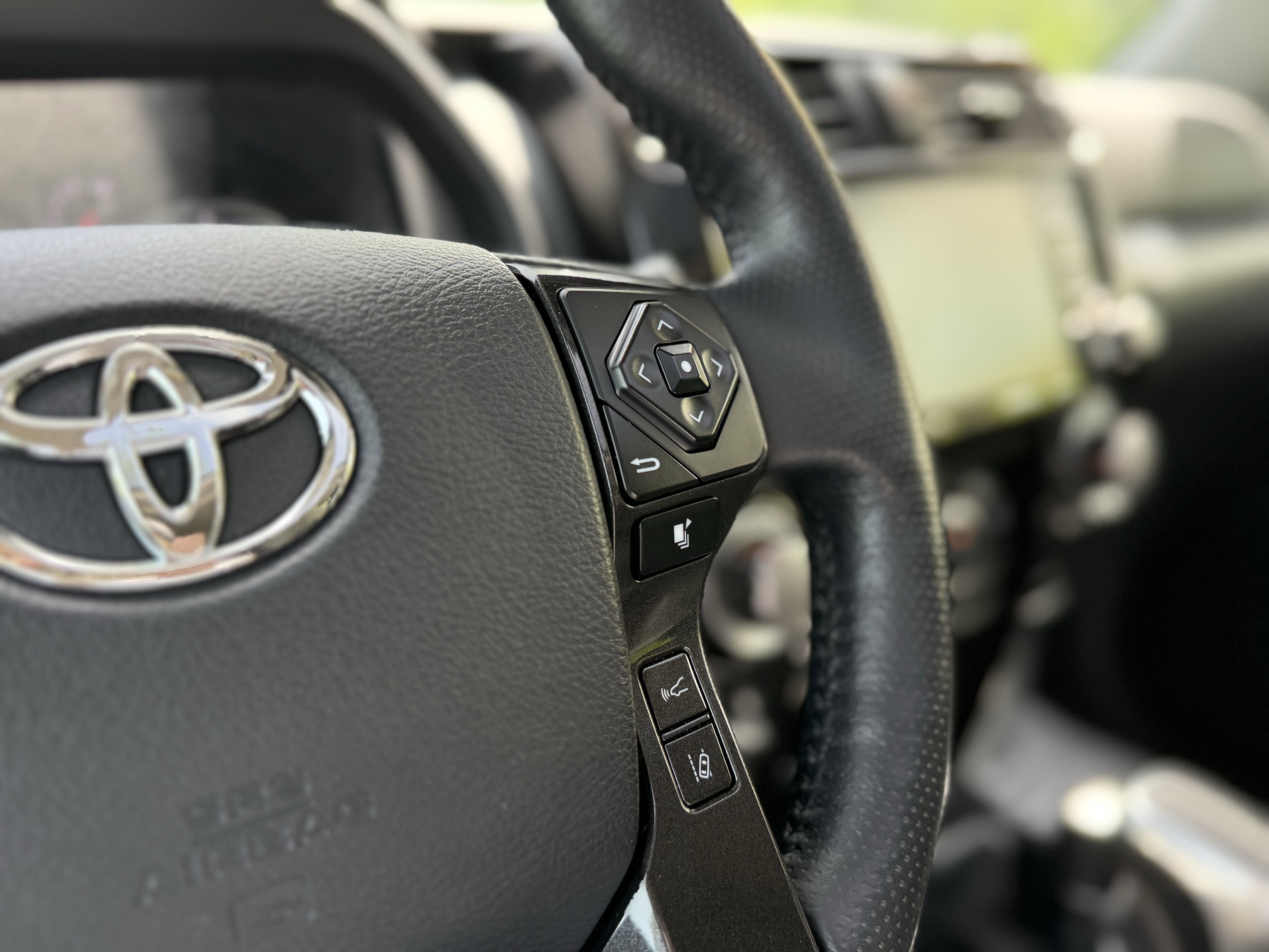 2024 Toyota 4RUNNER TRD Off Road Premium