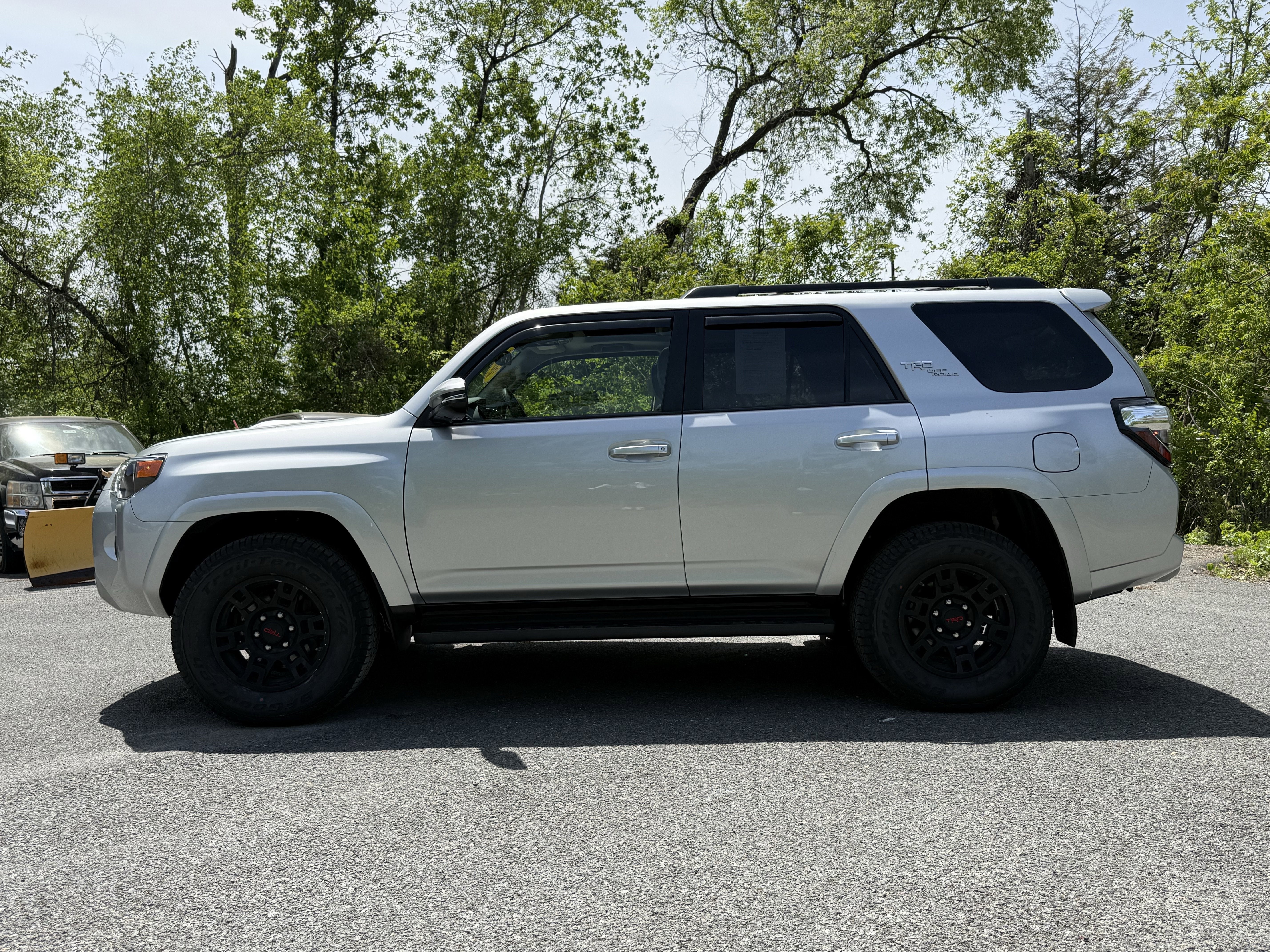 2024 Toyota 4RUNNER TRD Off Road Premium