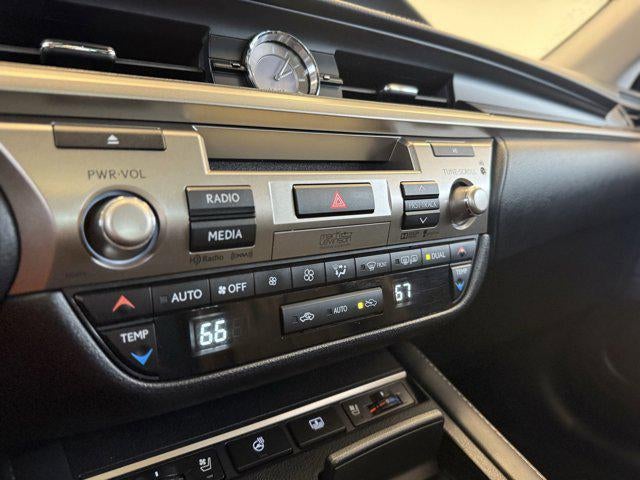 2016 Lexus ES HYBRID Hybrid