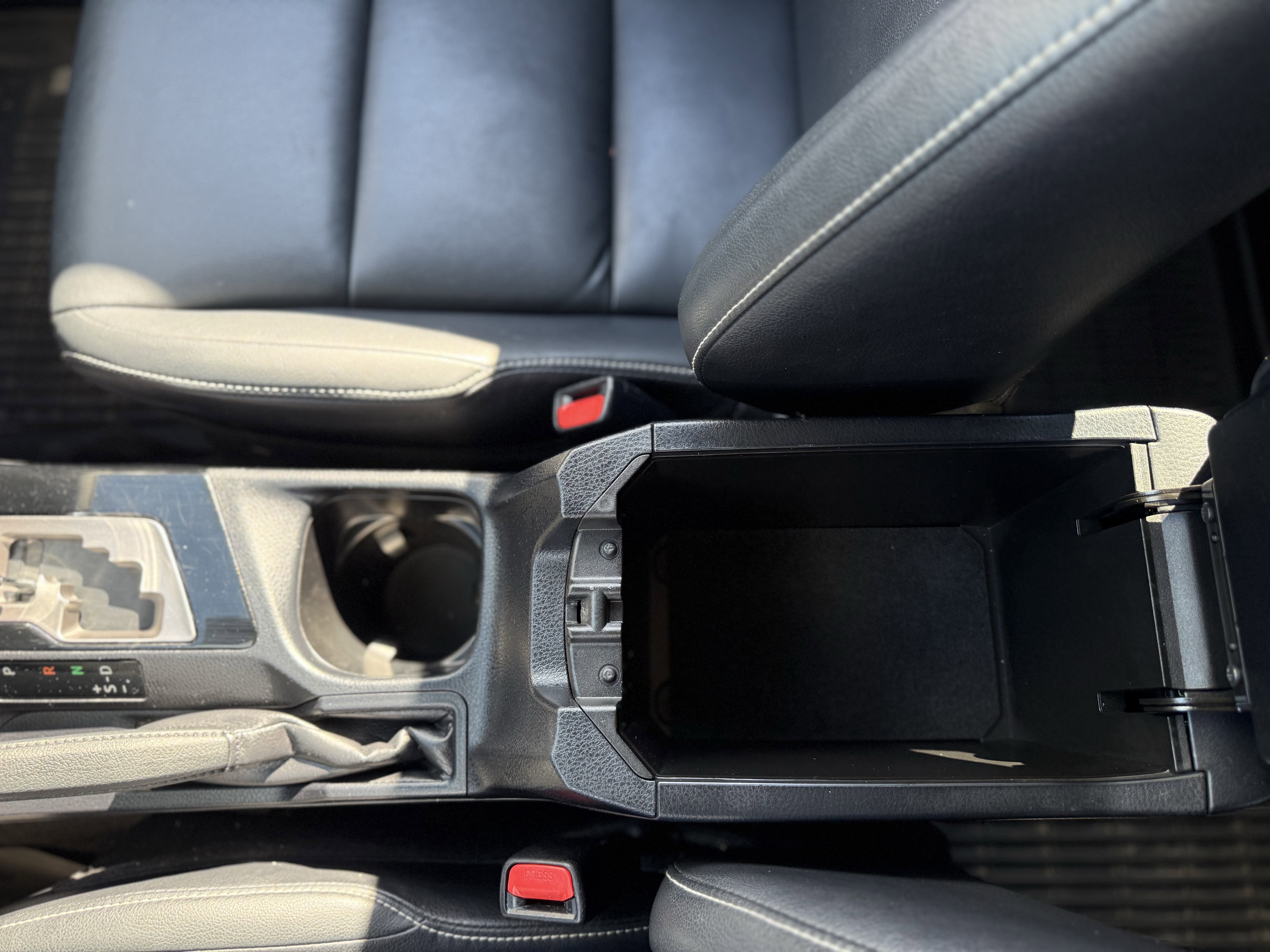 2016 Toyota RAV4 HYBRID Limited