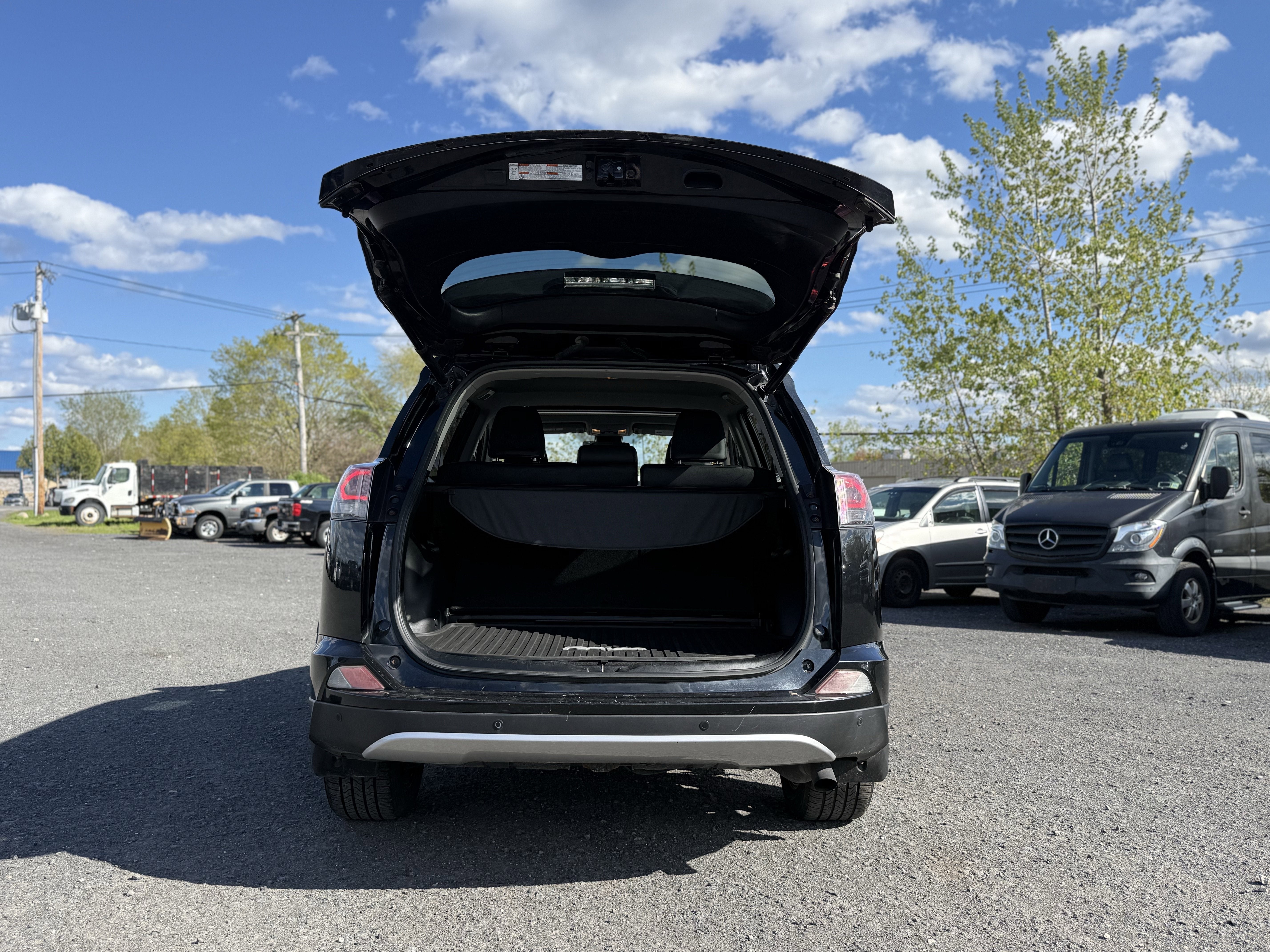 2016 Toyota RAV4 HYBRID Limited