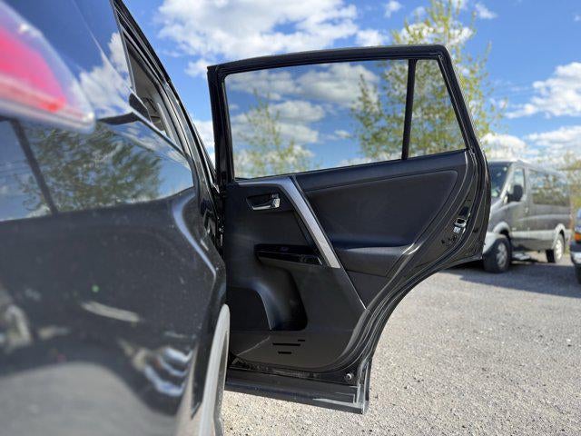 2016 Toyota RAV4 HYBRID Limited