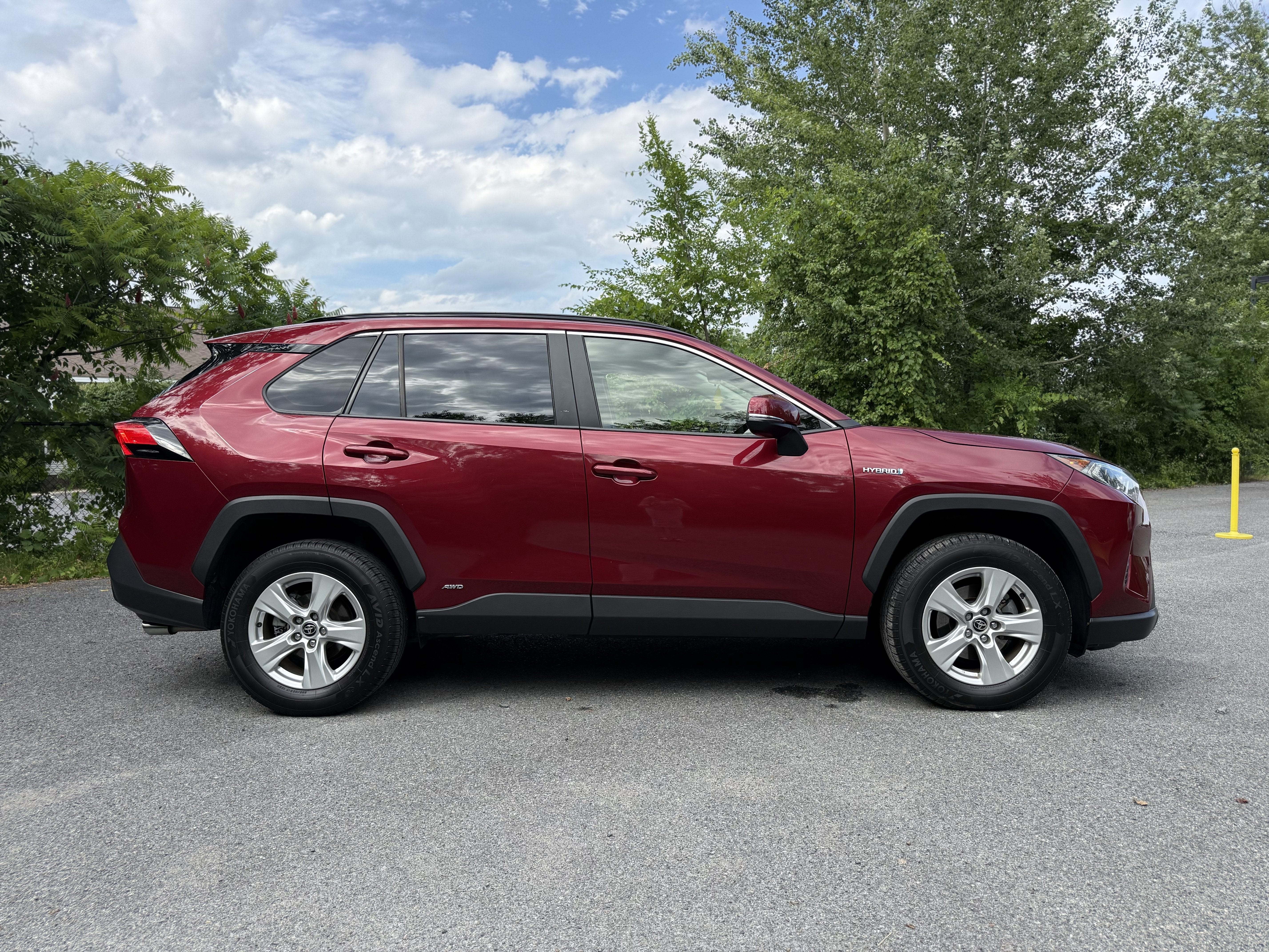 2020 Toyota RAV4 Hybrid Hybrid XLE
