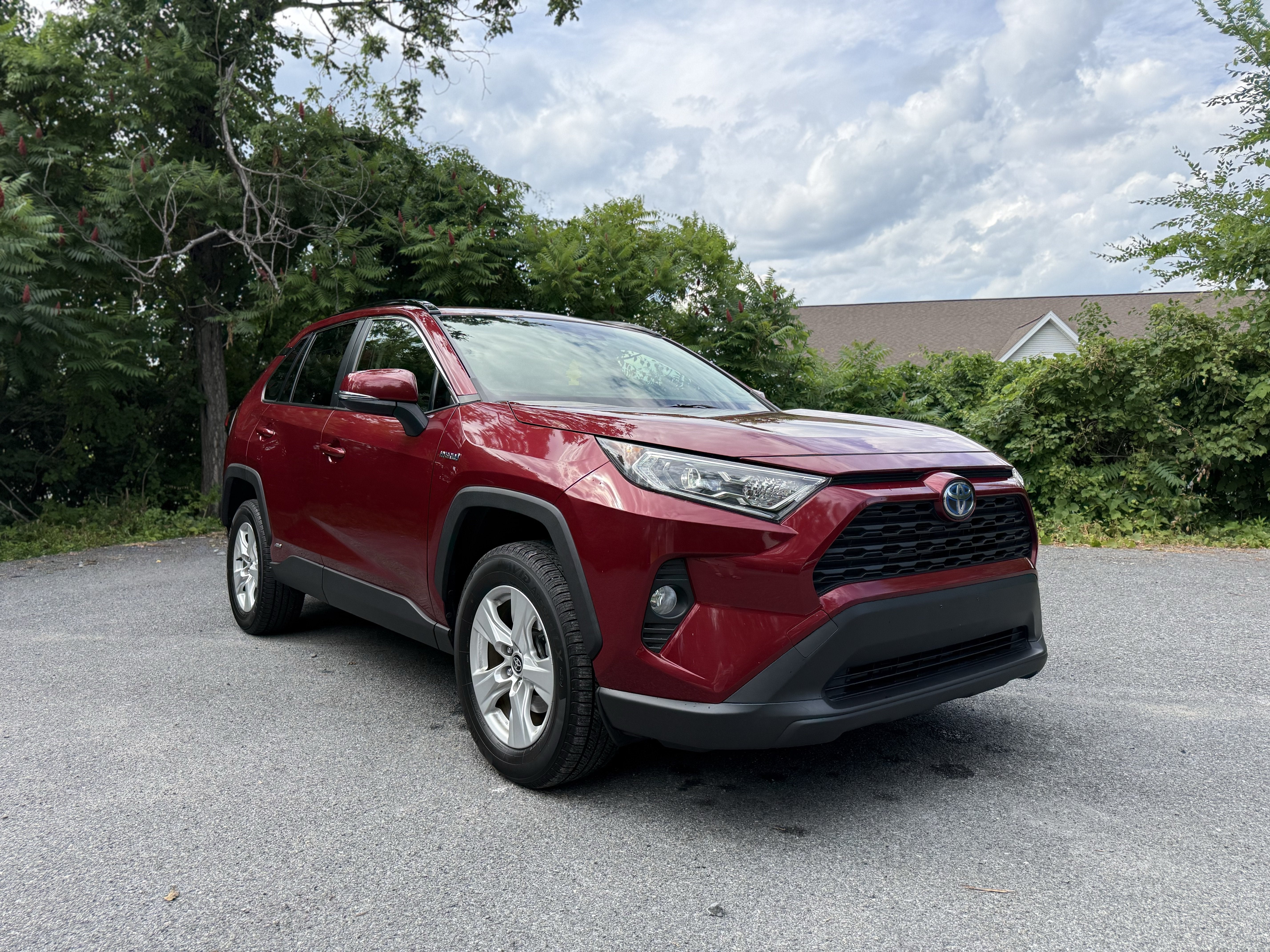 2020 Toyota RAV4 Hybrid Hybrid XLE