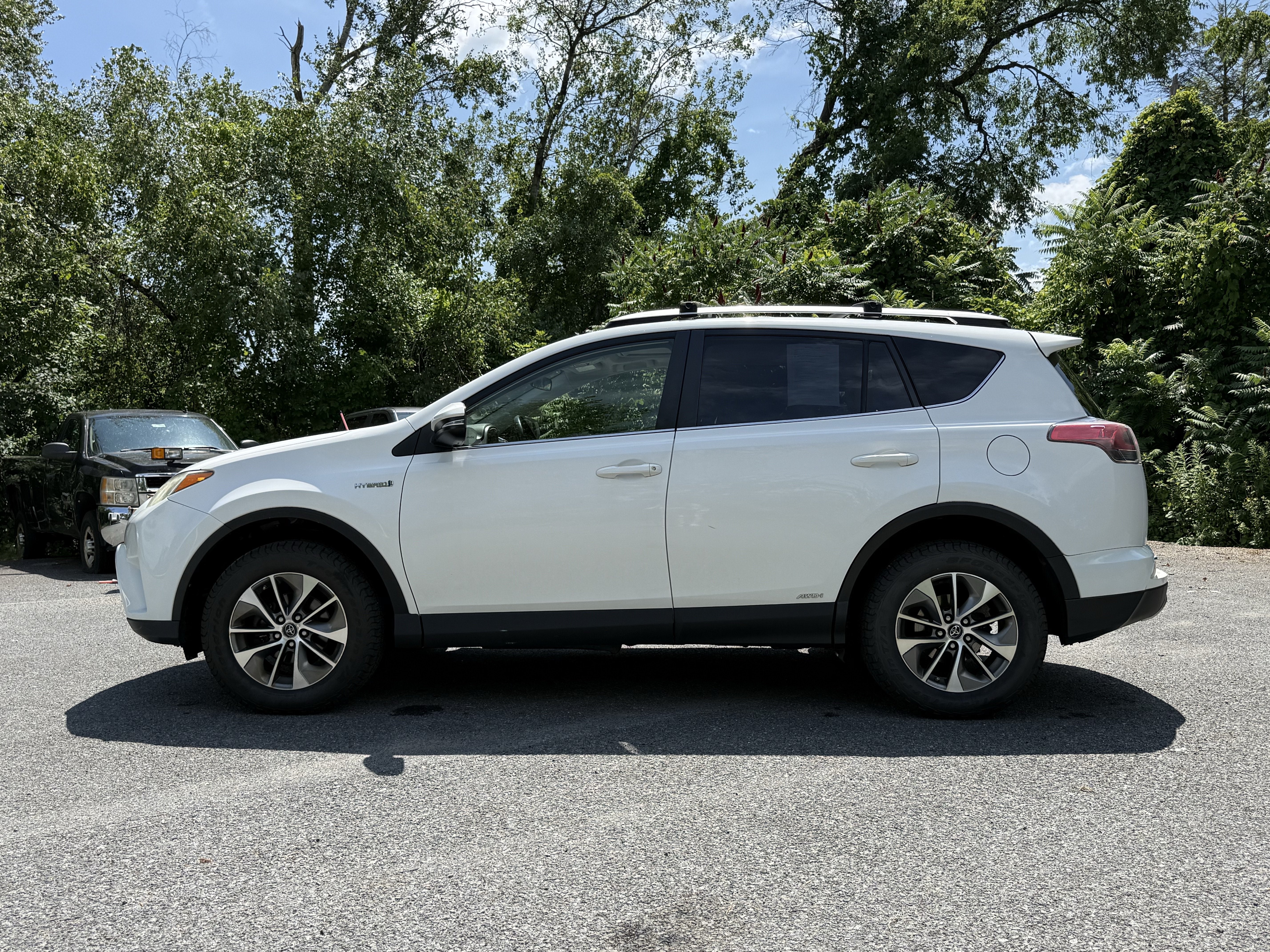 2016 Toyota RAV4 Hybrid XLE