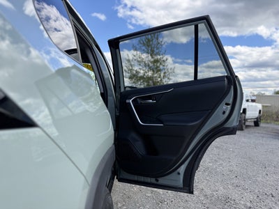 2020 Toyota RAV4 HYBRID Hybrid XLE
