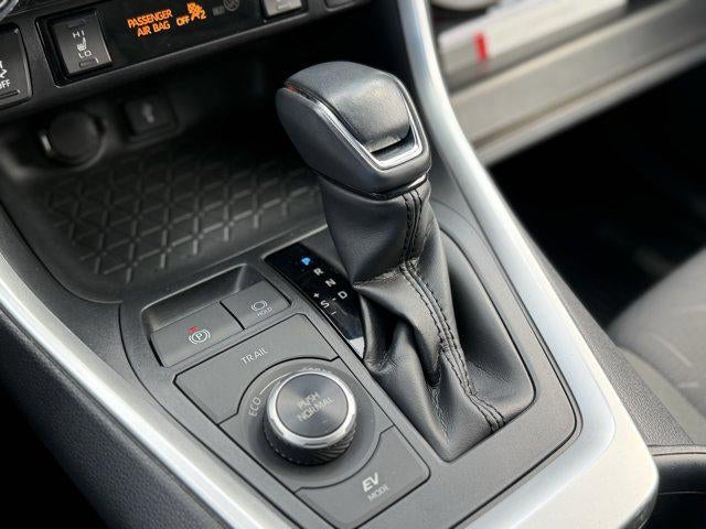 2020 Toyota RAV4 HYBRID Hybrid XLE