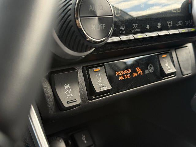 2020 Toyota RAV4 HYBRID Hybrid XLE