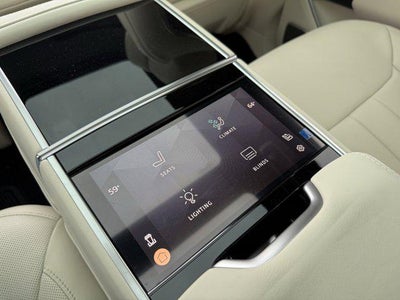 2025 Land Rover Range Rover Autobiography