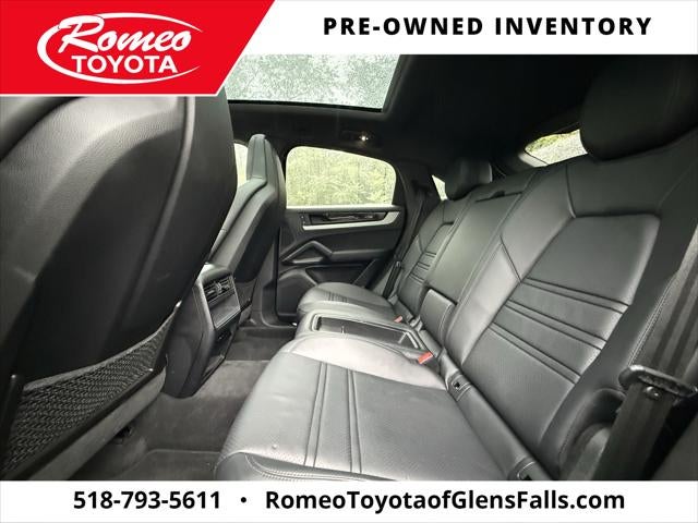 2024 Porsche Cayenne Base